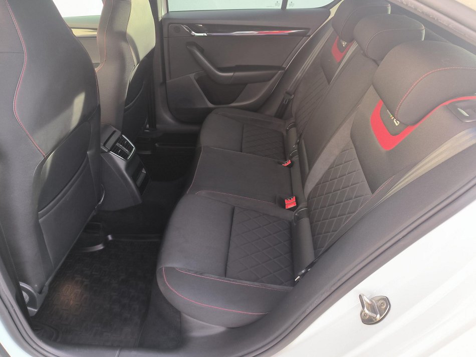 Škoda Octavia III 2.0 TSi RS