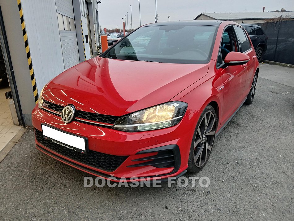 Volkswagen Golf 2.0 GTi