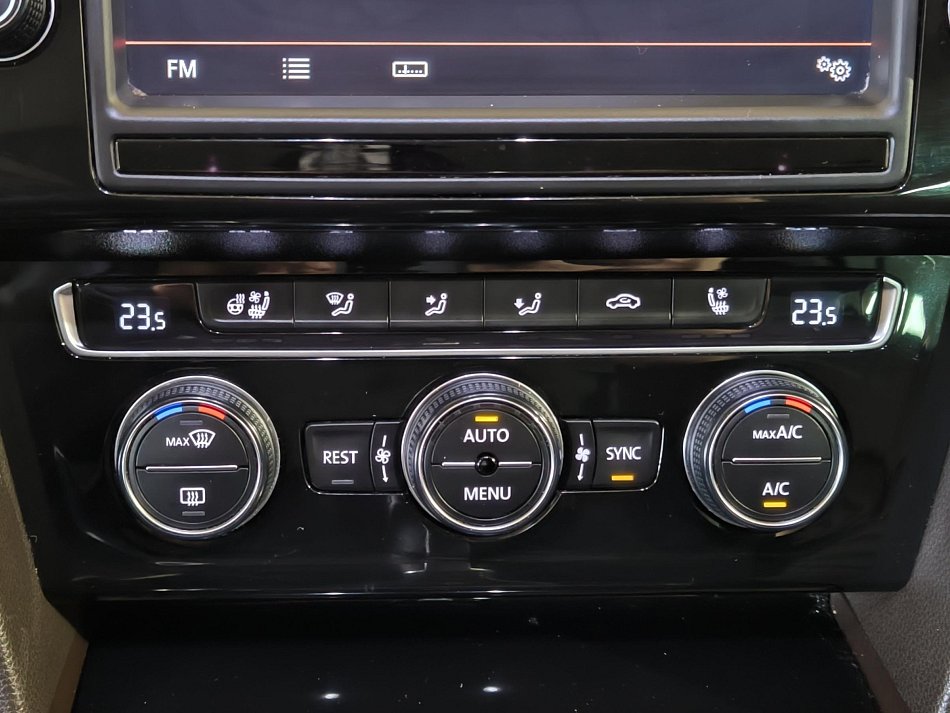 Volkswagen Passat 2.0 Bi- TDi  4x4