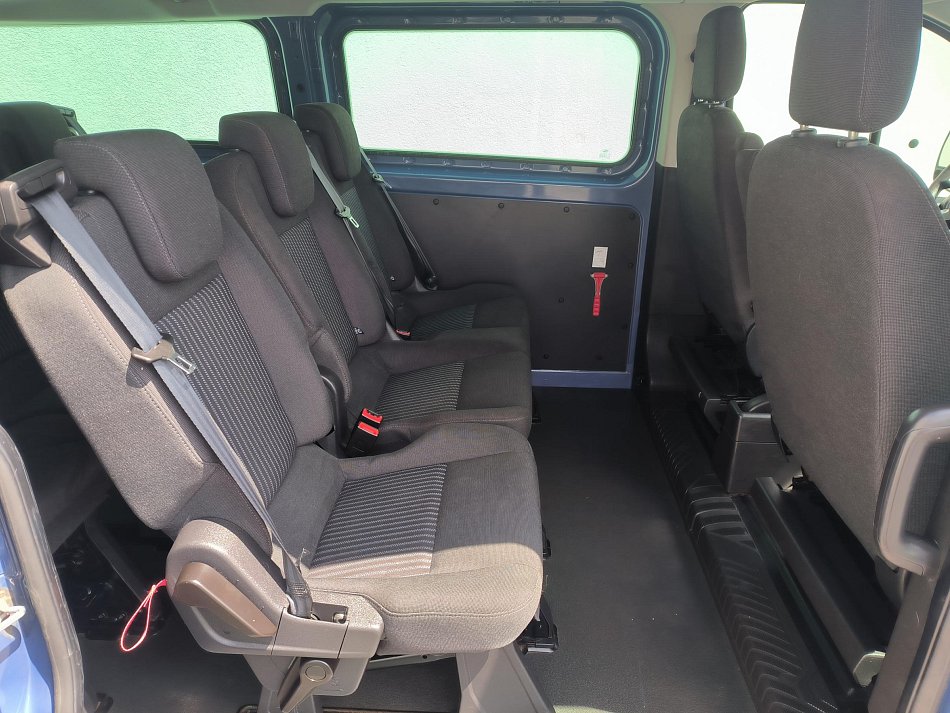 Ford Transit Custom 2.2TDCi Trend L2 9míst