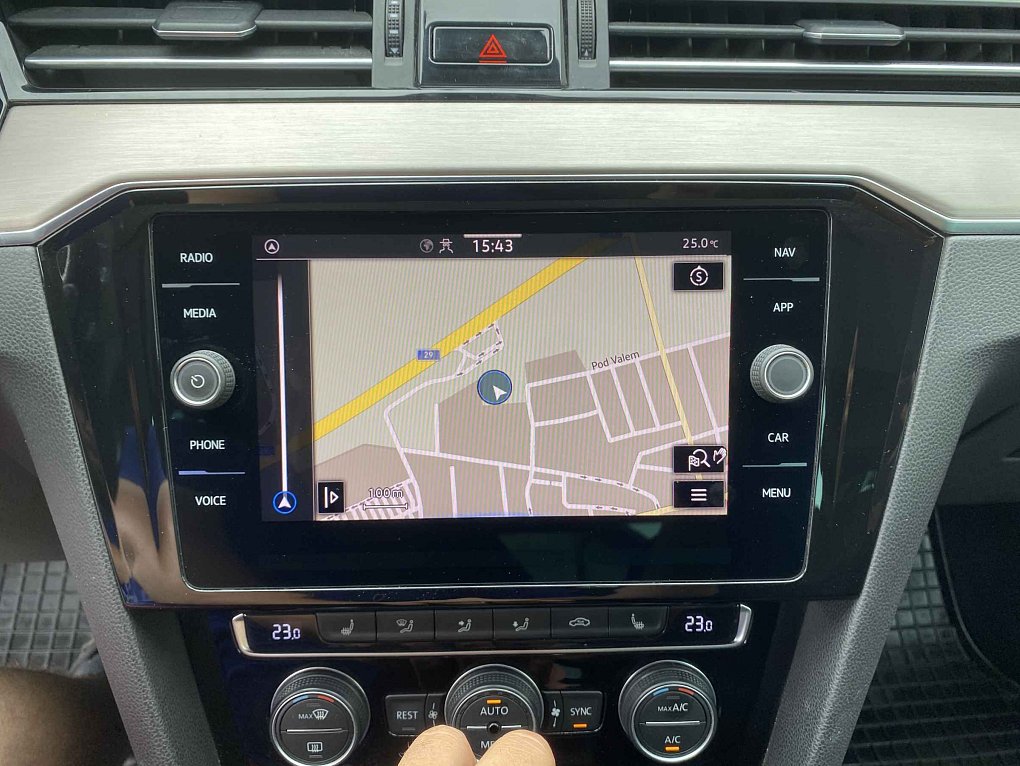 Volkswagen Passat 2.0TDi Elegance