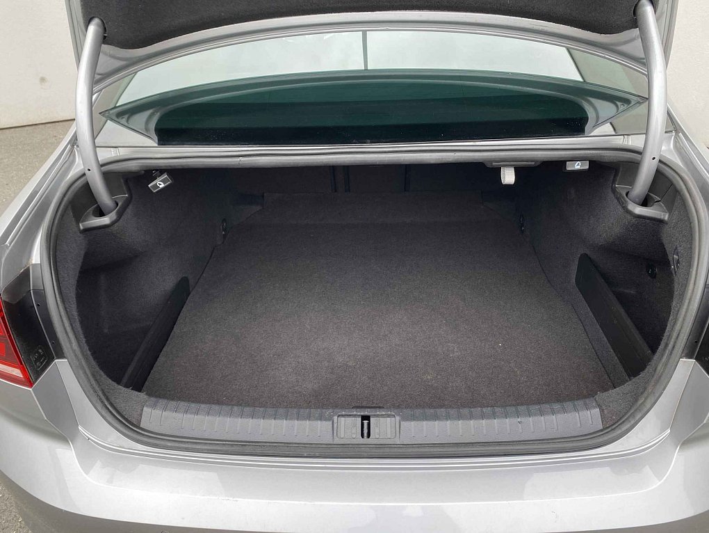 Volkswagen Passat 2.0TDi Elegance