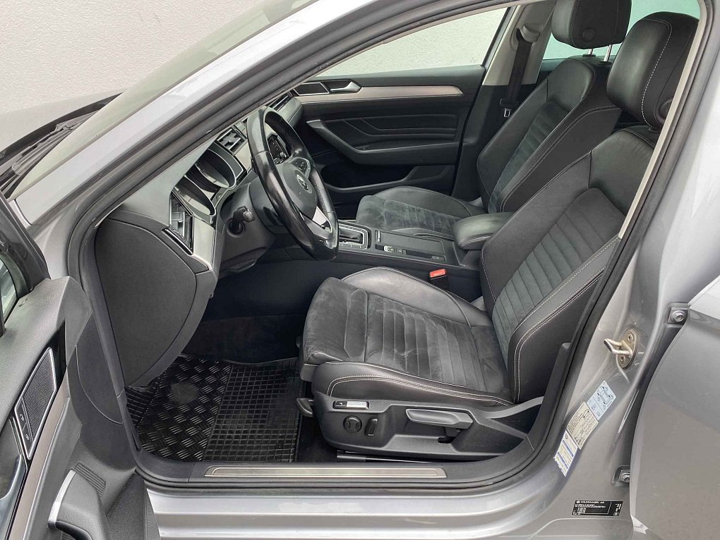 Volkswagen Passat 2.0TDi Elegance