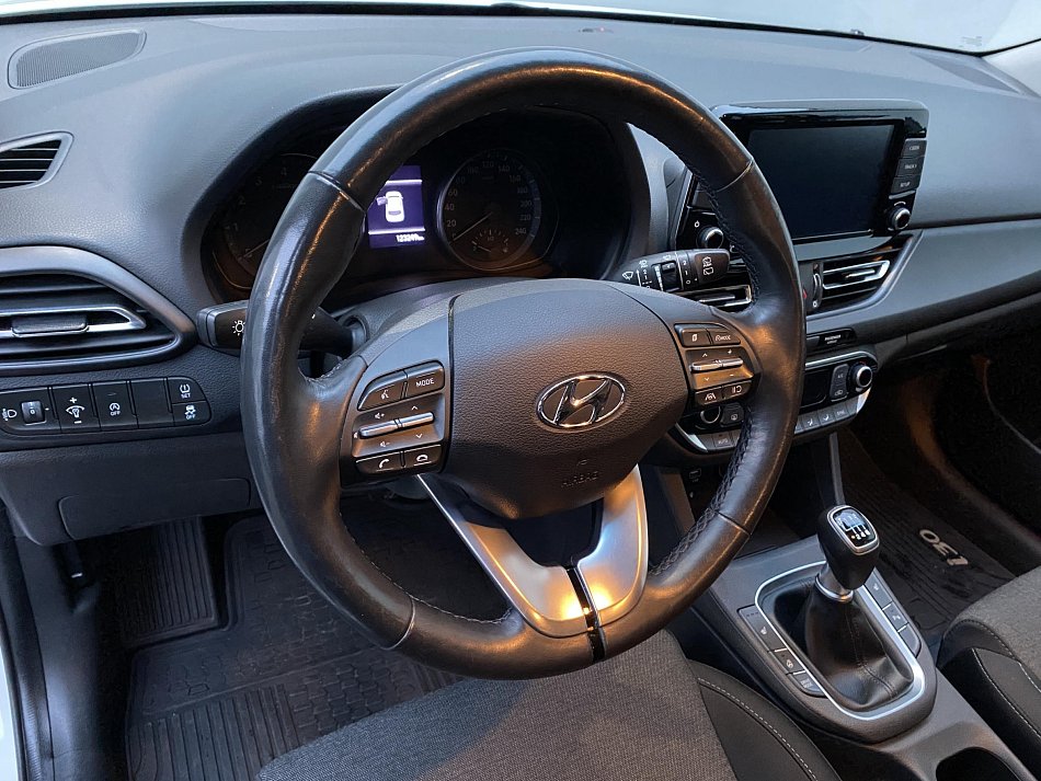 Hyundai I30 1.5 T-GDi Smart 48V