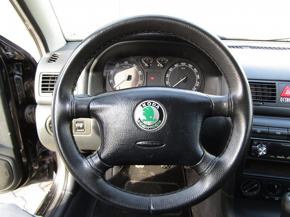 Škoda Octavia 1.6i 