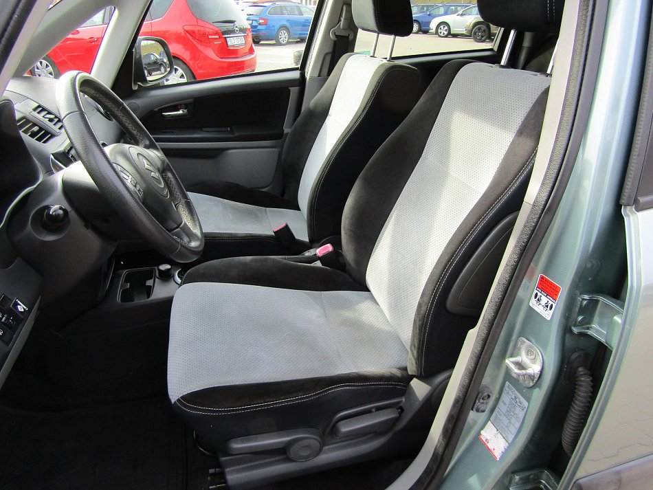 Suzuki SX4 1.6i  4x4, LPG