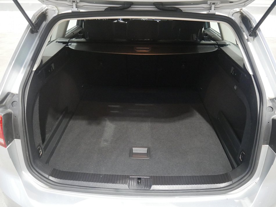 Volkswagen Passat 2.0 TDi 