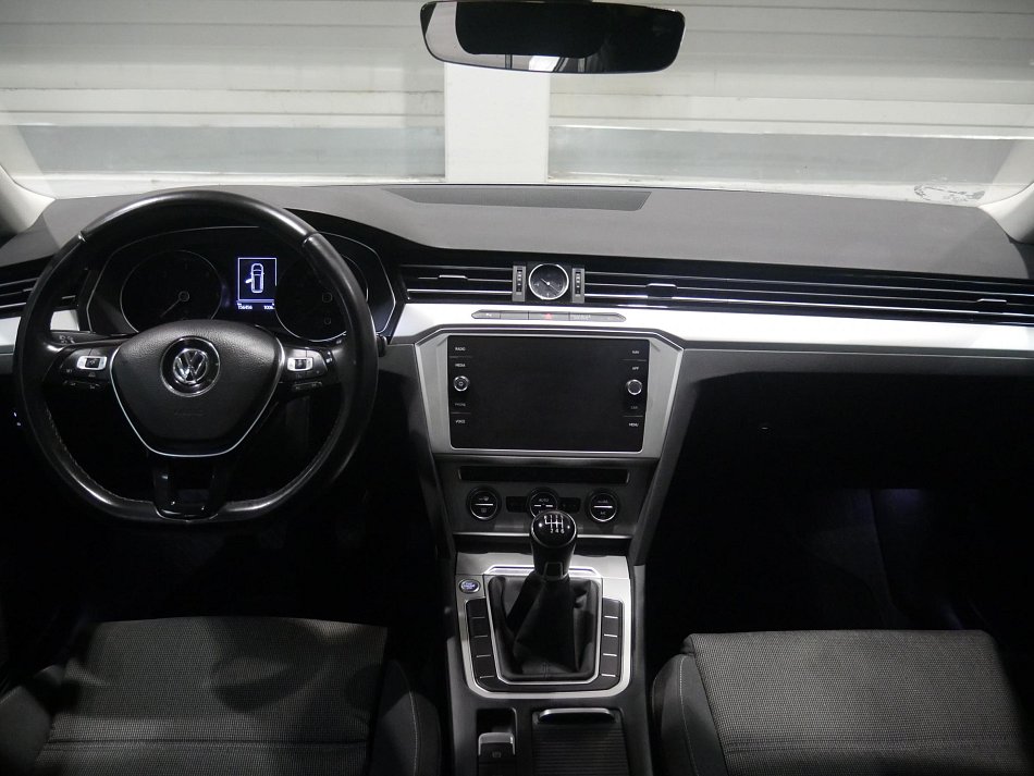 Volkswagen Passat 2.0 TDi 