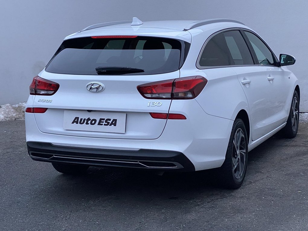 Hyundai I30 1.5 T-GDi Smart 48V