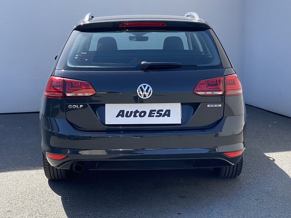 Volkswagen Golf 1.6 TDi 