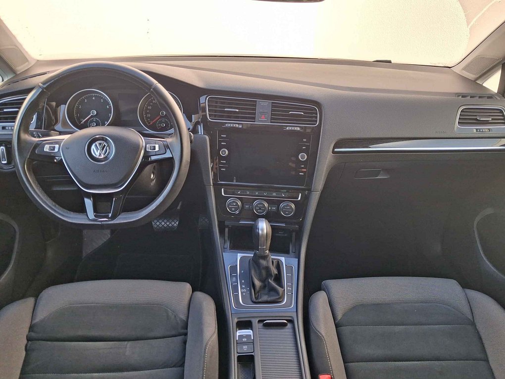 Volkswagen Golf 1.5 TSi Highline
