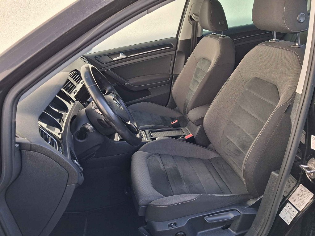Volkswagen Golf 1.5 TSi Highline