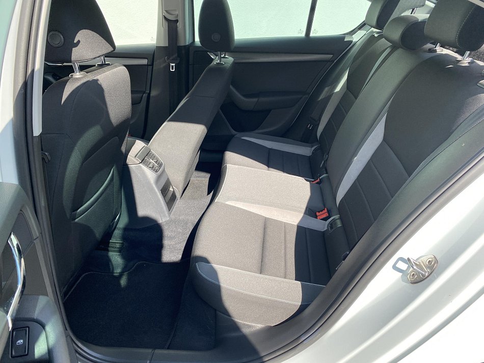 Škoda Octavia III 1.0 TSi Joy