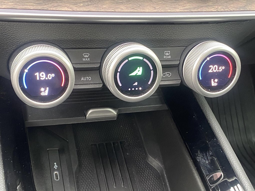 Škoda Superb IV 2.0 TDi 