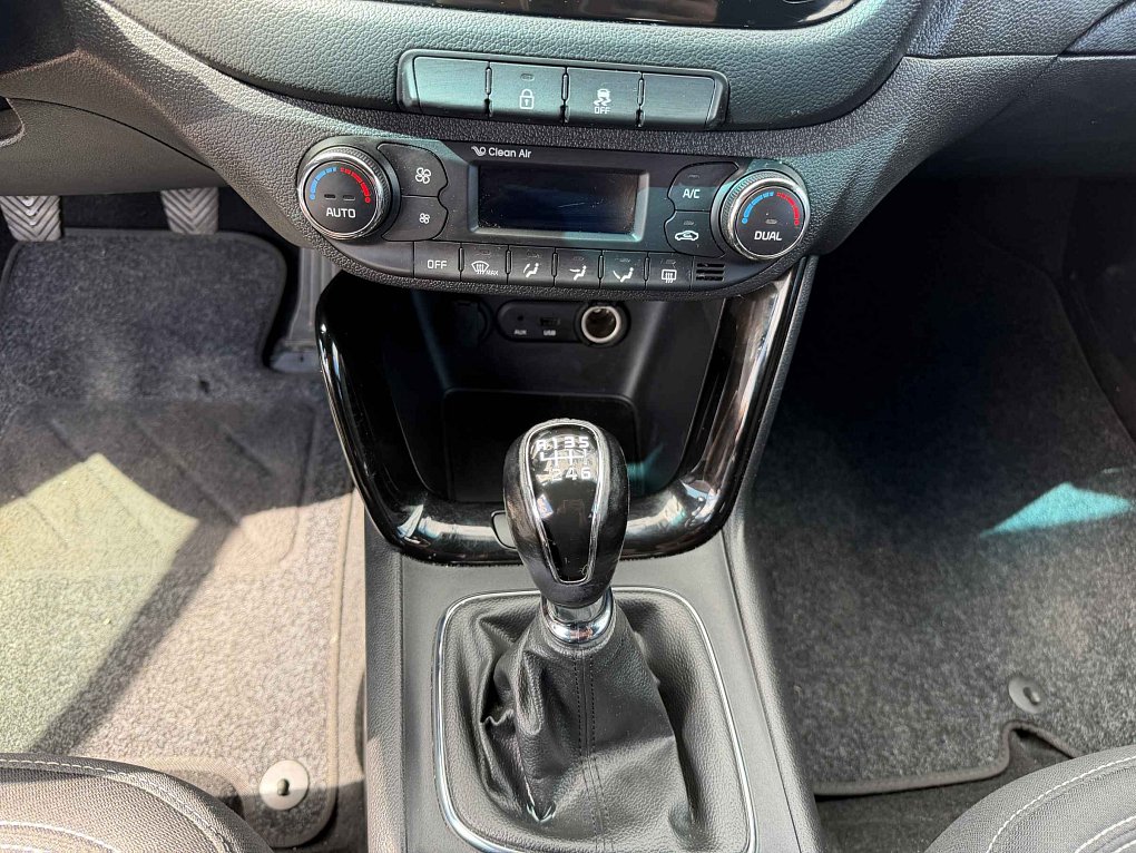 Kia Ceed 1.6GDi 