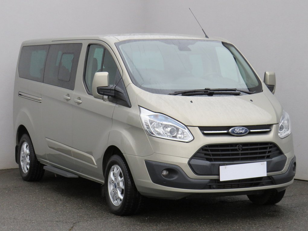 Ford Tourneo Custom 2.0TDCi Limited L2