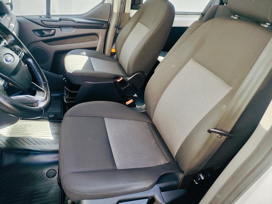 Ford Transit Custom 2.0TDCi  5míst