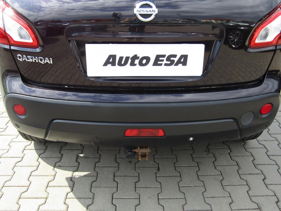 Nissan Qashqai 2.0i 