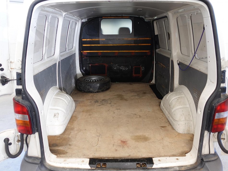 Volkswagen Transporter 1.9TDi 