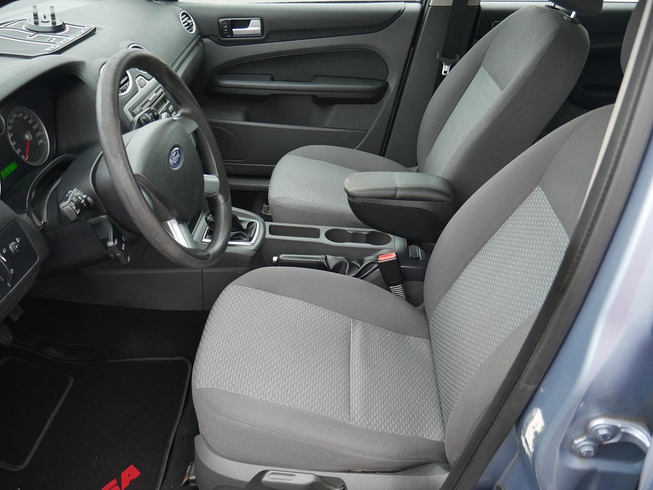 Ford Focus 1.6i 