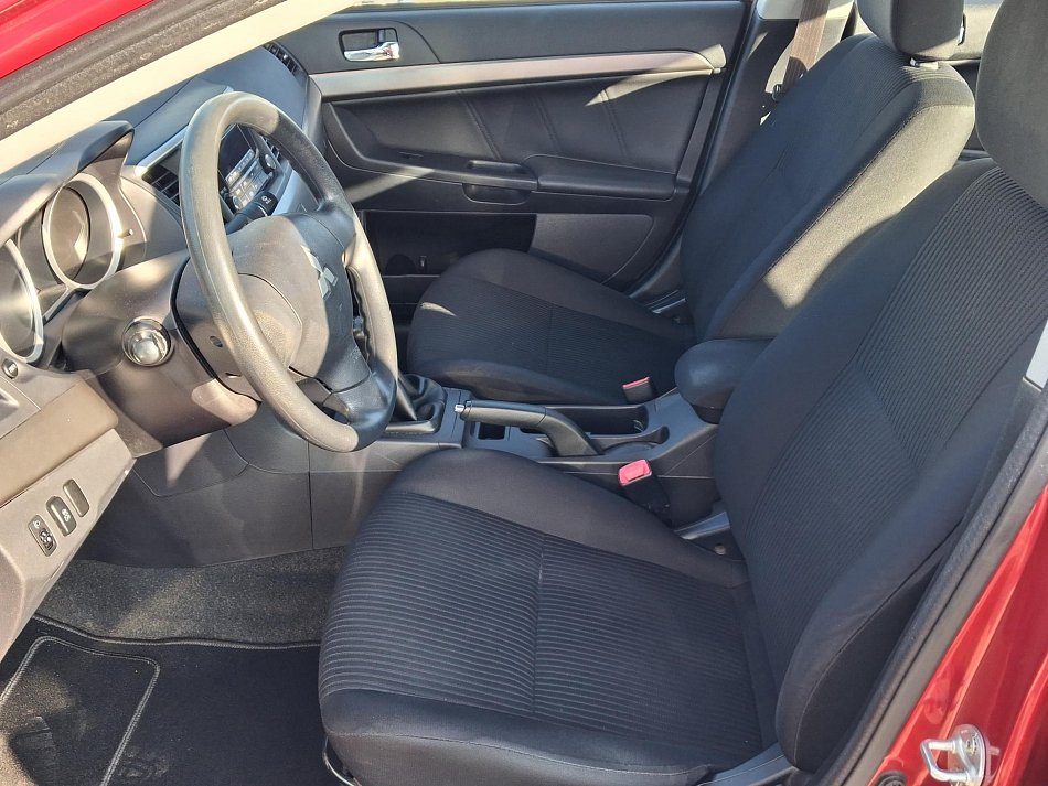 Mitsubishi Lancer 1.6i 