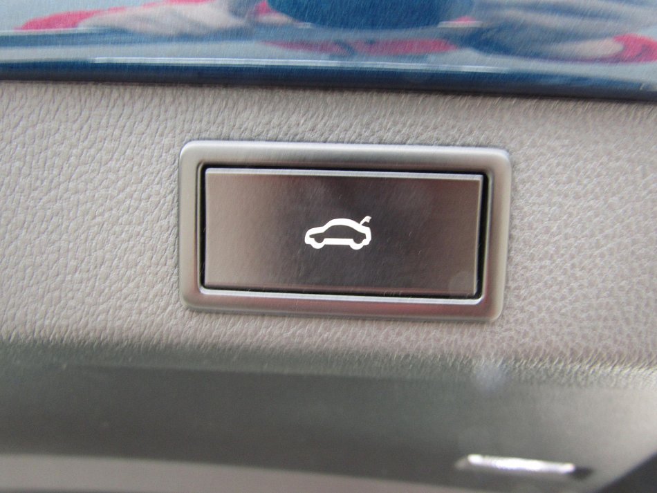 Škoda Superb III 2.0 TDi Scout