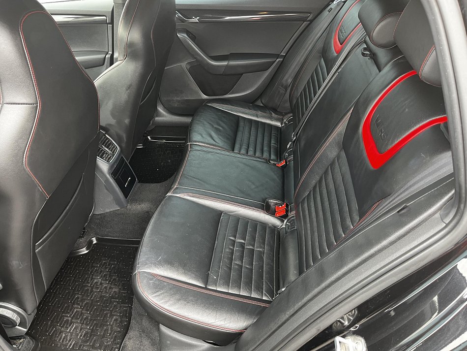 Škoda Octavia III 2.0 TDi RS