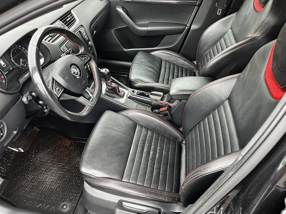 Škoda Octavia III 2.0 TDi RS