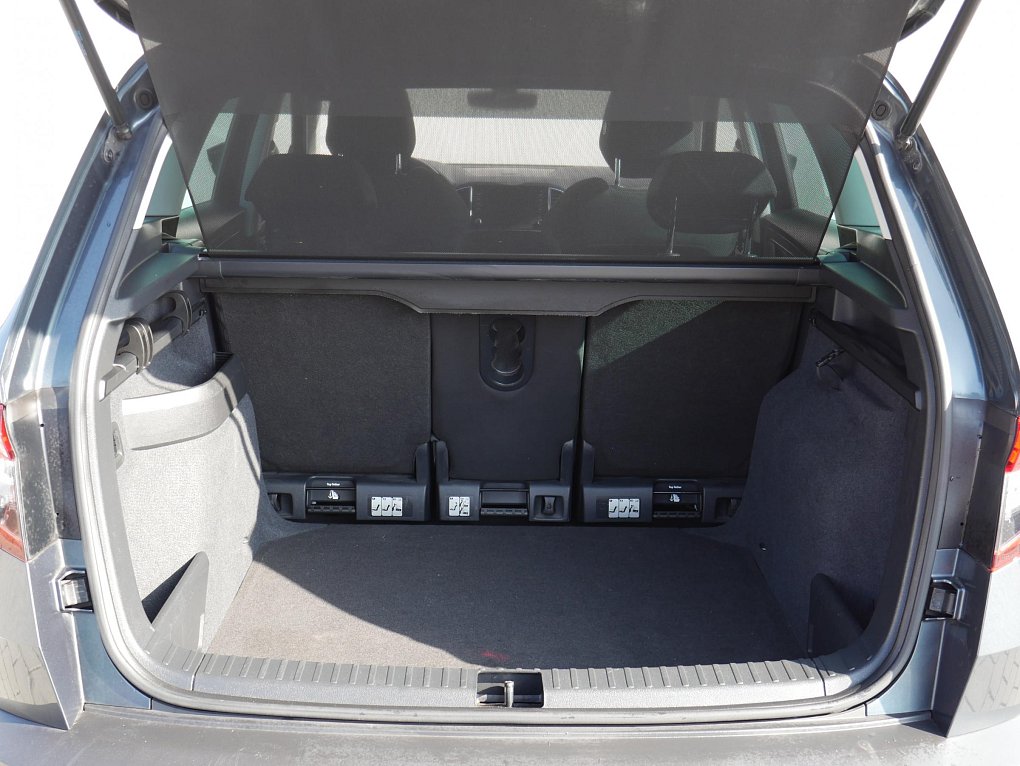 Škoda Karoq 1.6 TDi Soleil