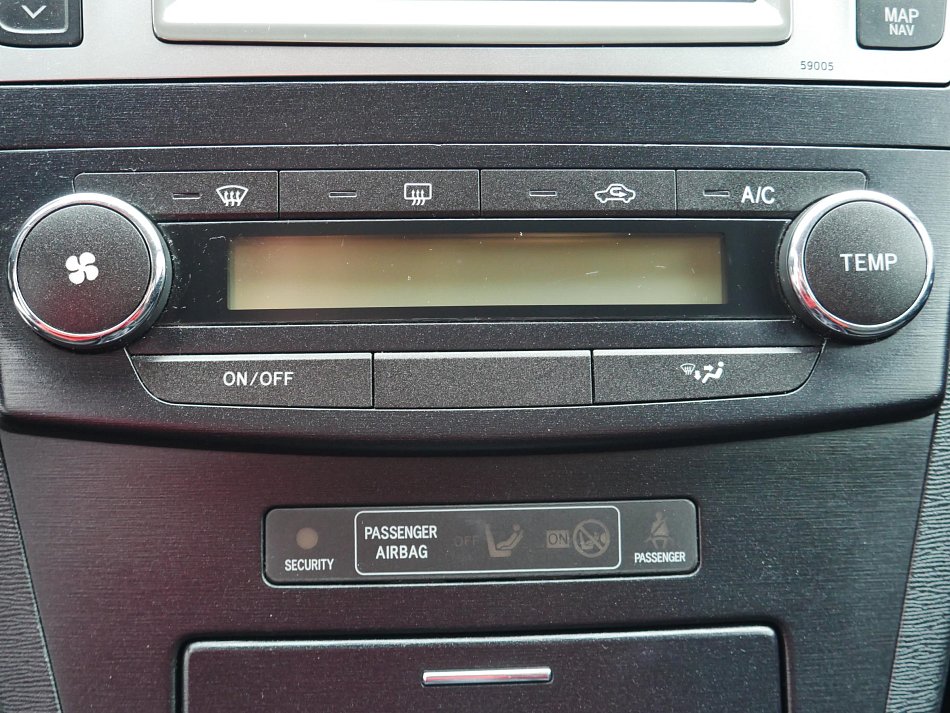 Toyota Avensis 2.0D-4D 