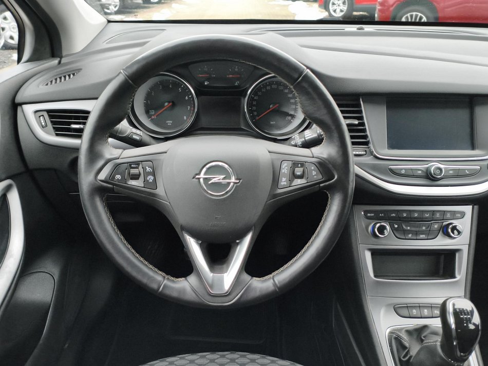 Opel Astra 1.2 Turbo Edition