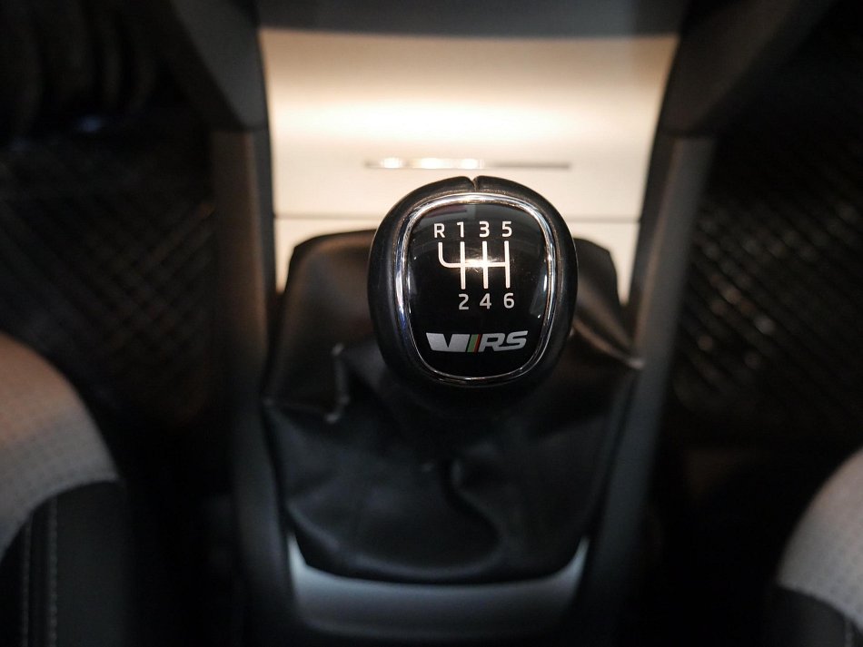 Škoda Octavia II 2.0i 