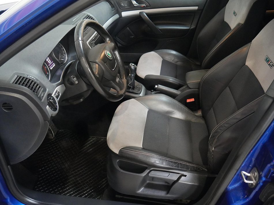 Škoda Octavia II 2.0i 