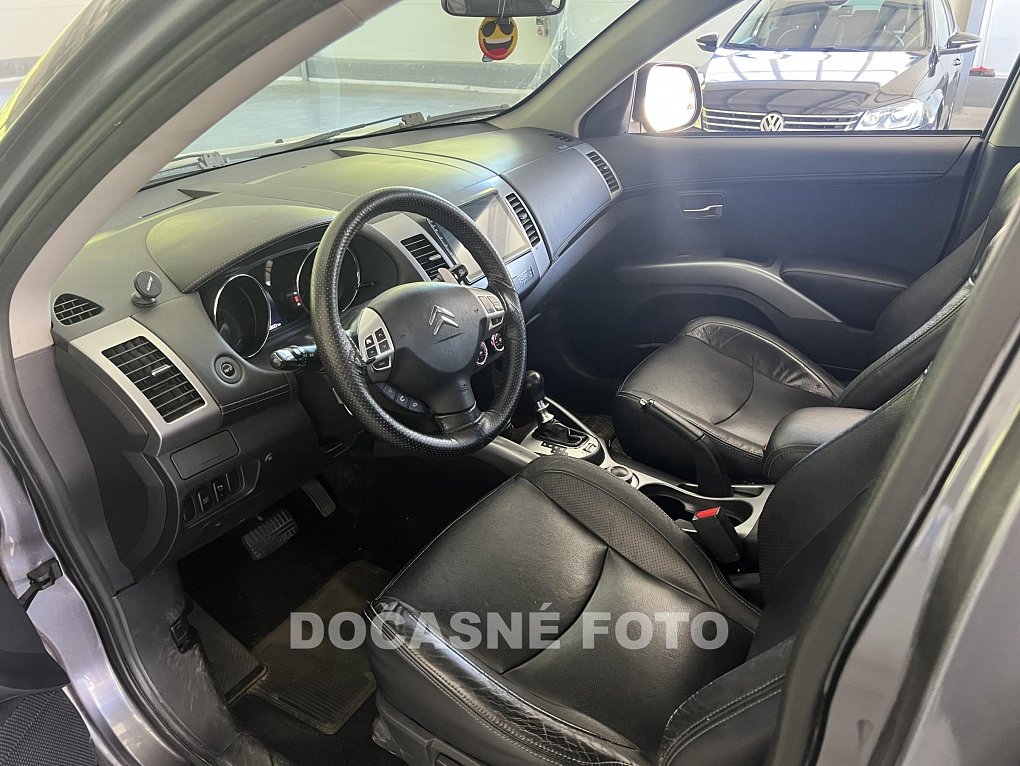 Citroën C-Crosser 2.2 HDi 
