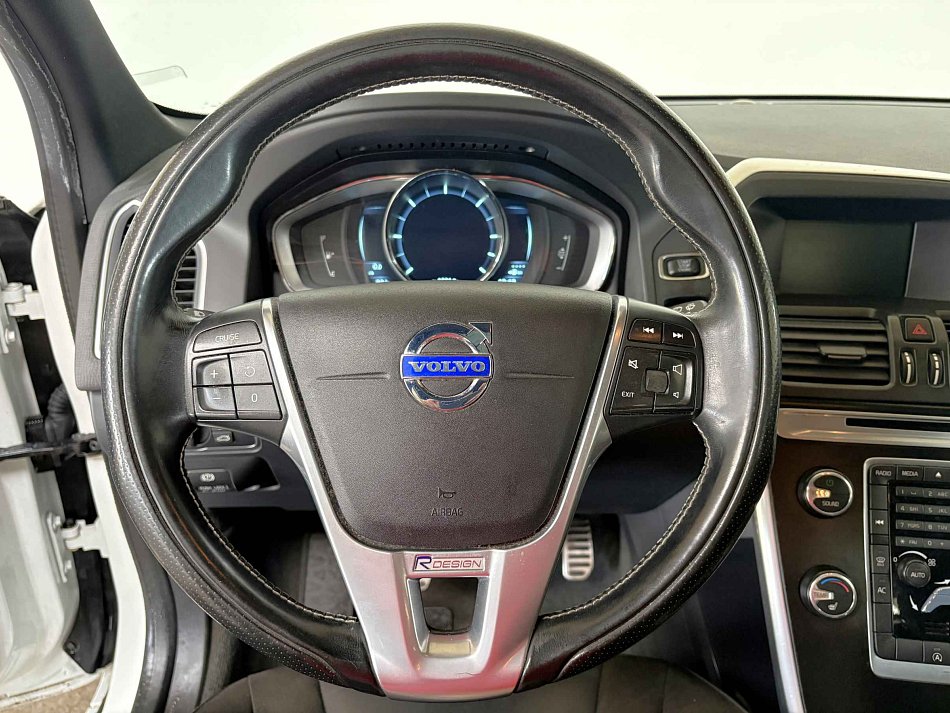 Volvo XC60 2.0 D4 R-design