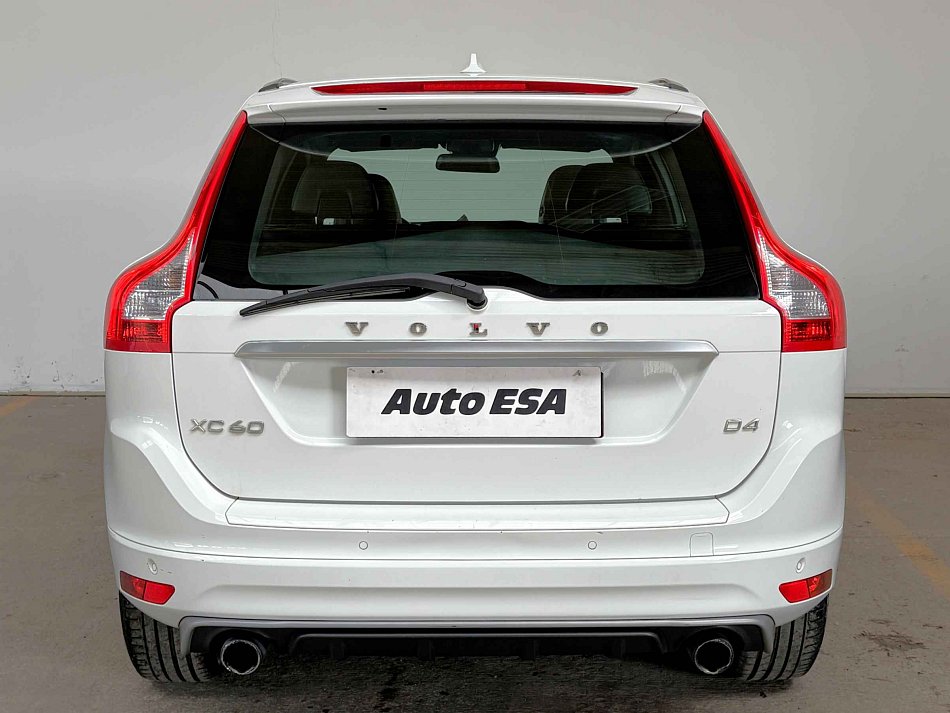 Volvo XC60 2.0 D4 R-design