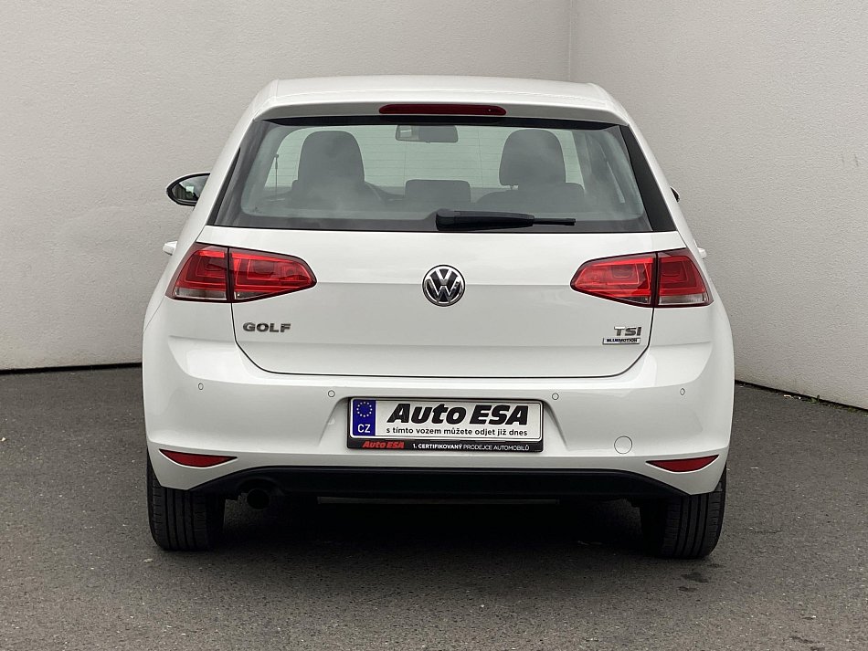 Volkswagen Golf 1.2 TSi 
