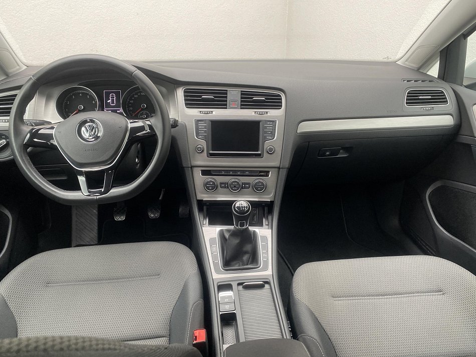Volkswagen Golf 1.2 TSi 