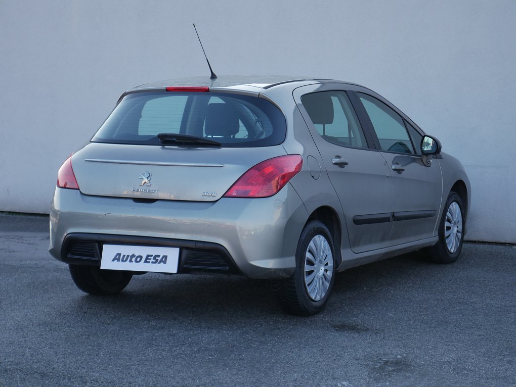 Peugeot 308 1.4i 