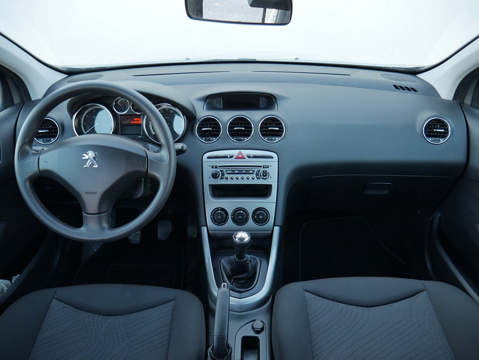 Peugeot 308 1.4i 