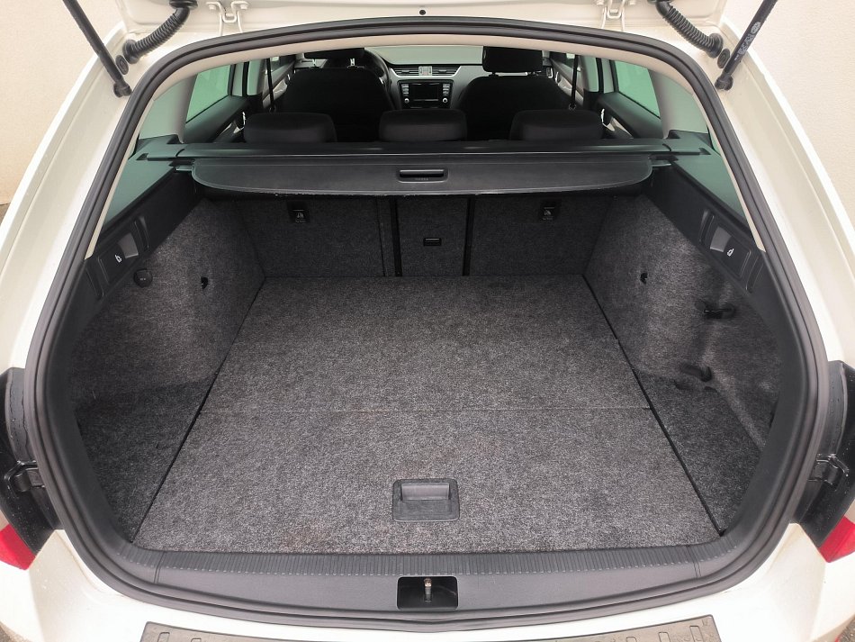 Škoda Octavia III 2.0TDi Ambition