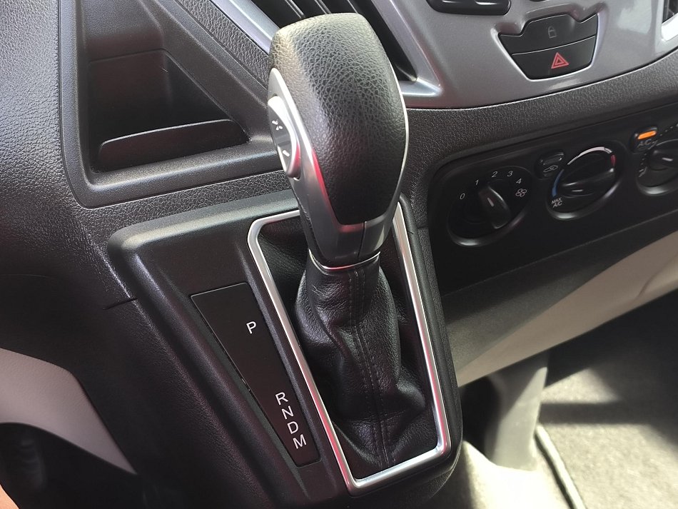 Ford Tourneo Custom 2.0TDCi Limited