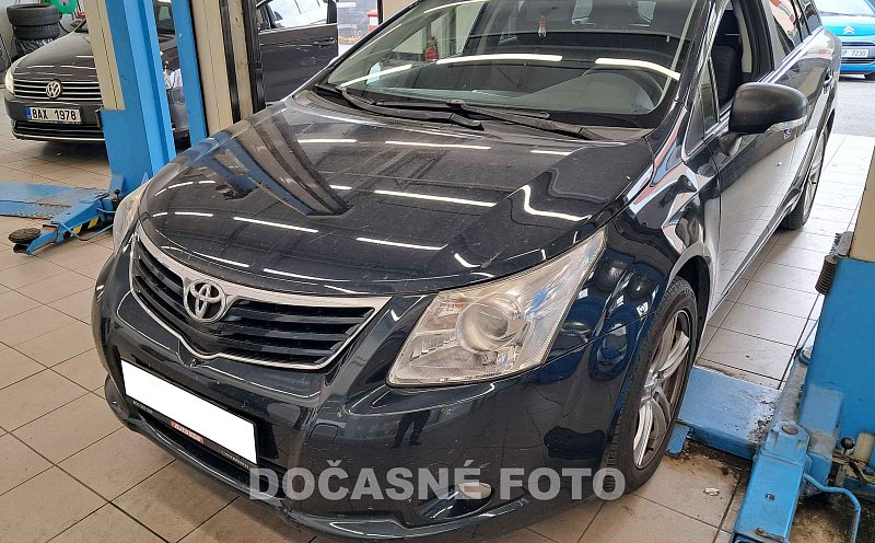 Toyota Avensis 1.8i 