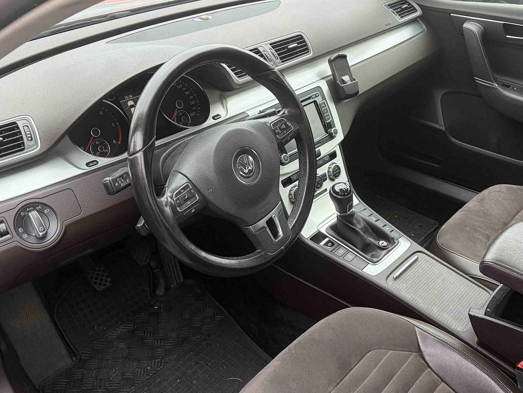 Volkswagen Passat 2.0TDi 