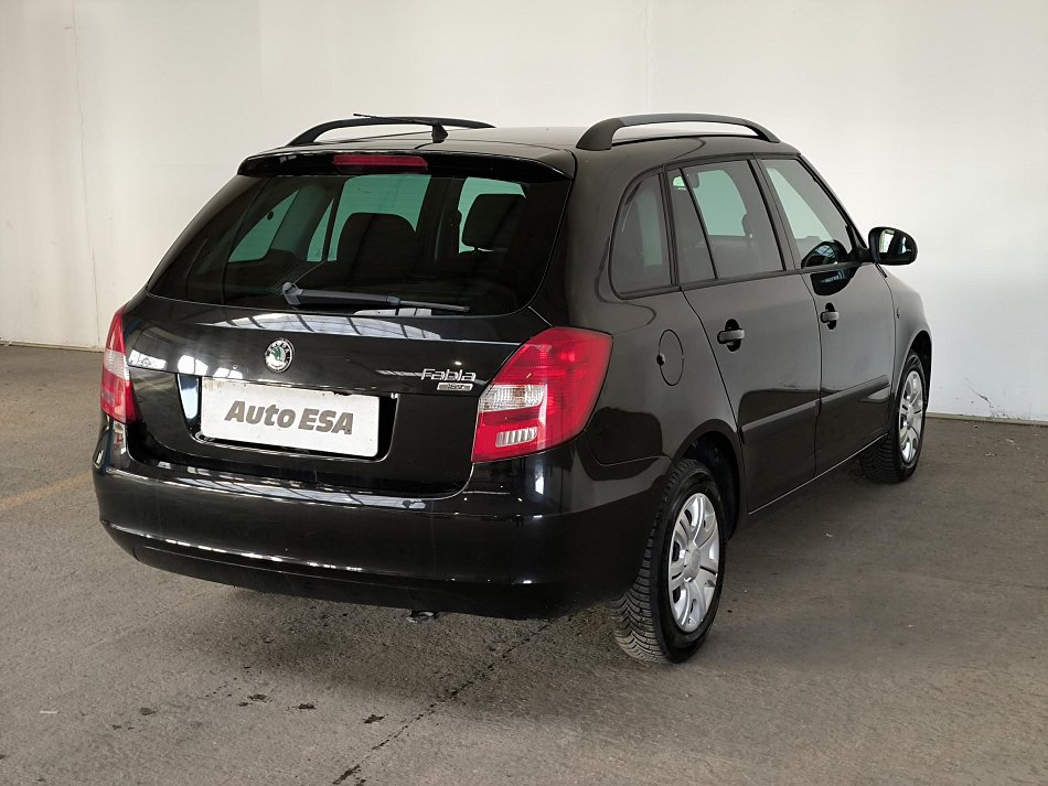 Škoda Fabia II 1.4 16V Ambiente