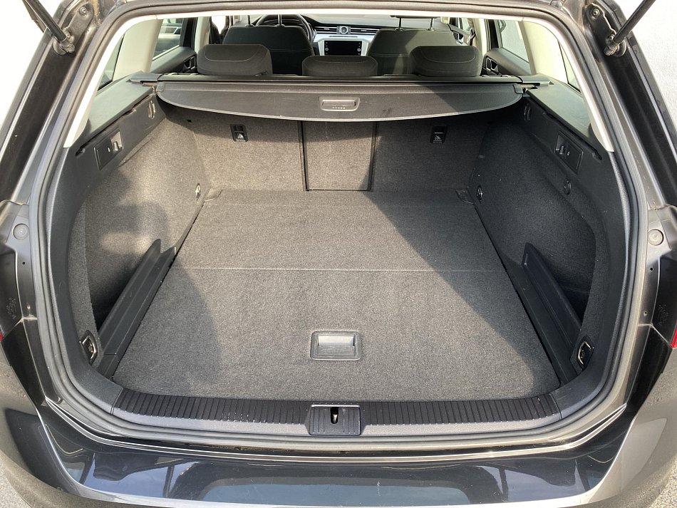 Volkswagen Passat 1.6 TDi Comfortline