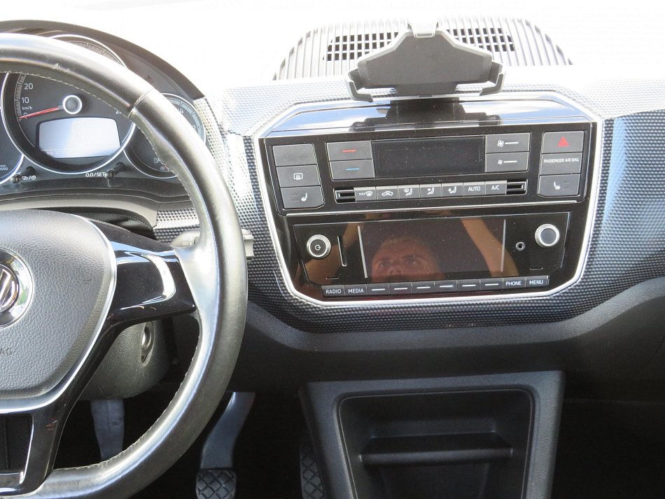 Volkswagen Up! 1.0 MPi 