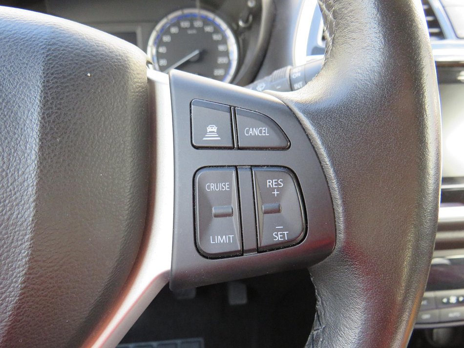 Suzuki S-Cross 1.4T  4x4