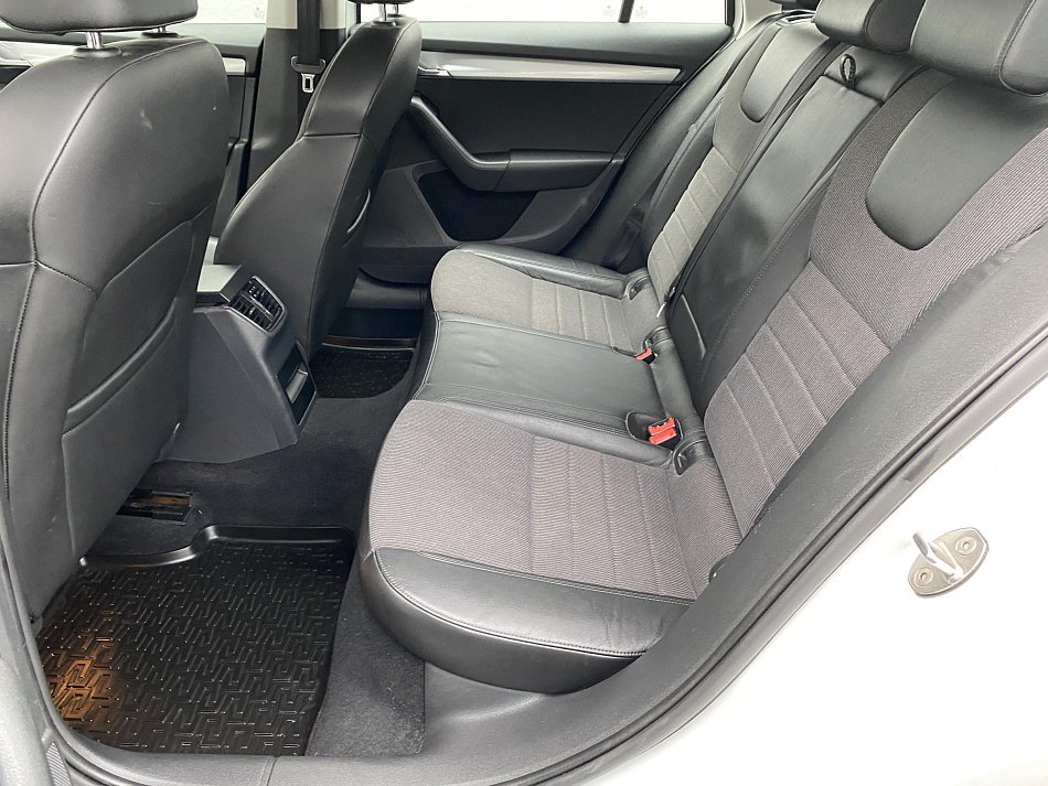 Škoda Octavia III 1.2 TSi Elegance