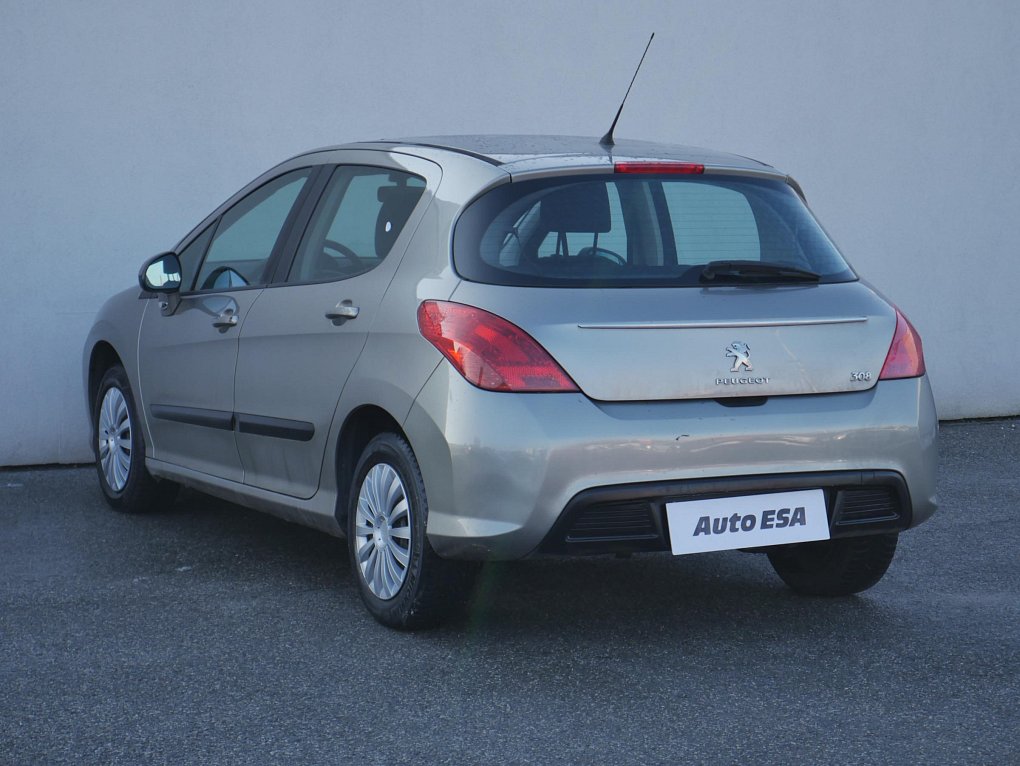 Peugeot 308 1.4i 
